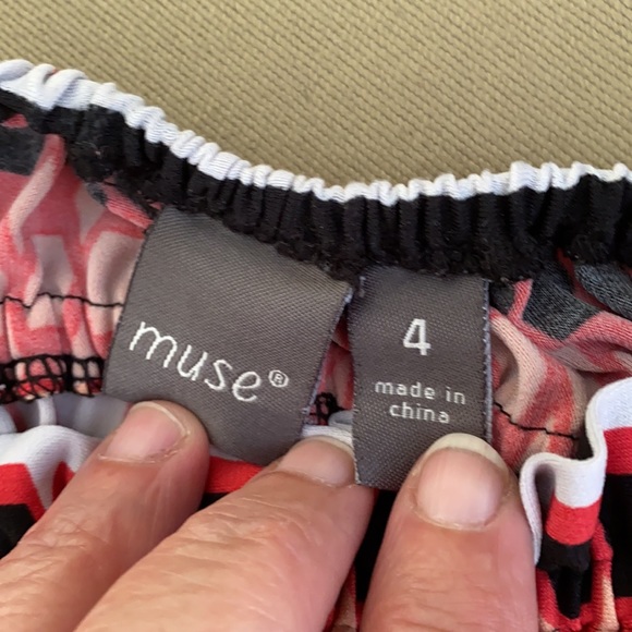 Adorable bright Muse peasant dress Size 4 - Picture 5 of 5